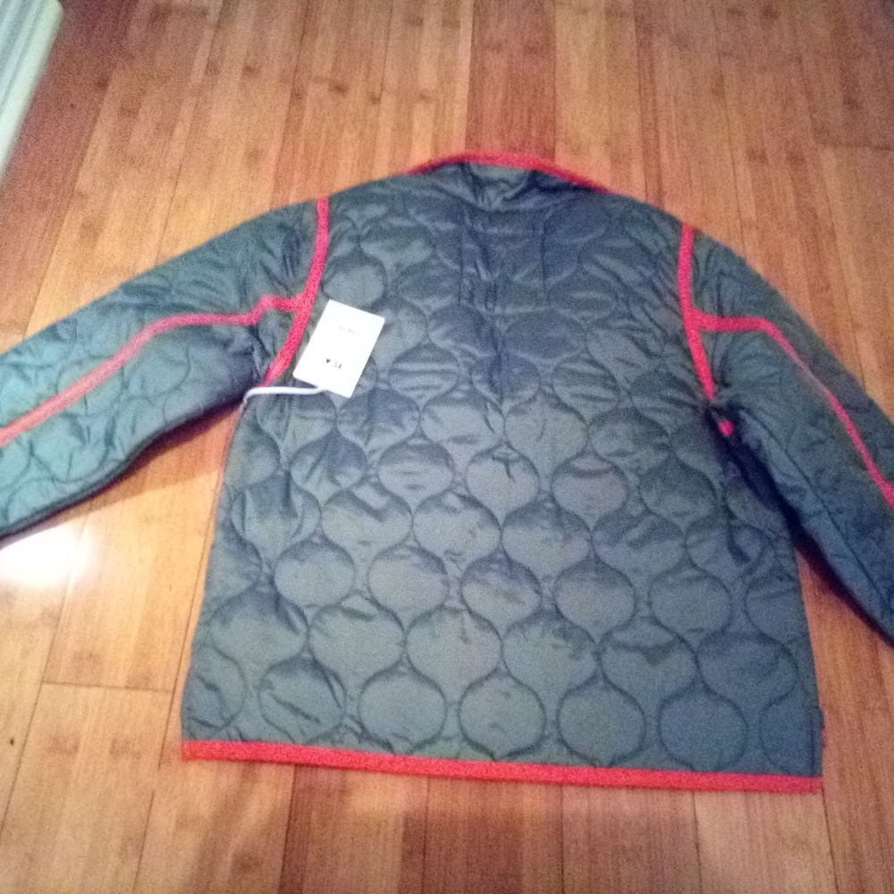 Gray and Red Quilted Jacket - Picture 4 of 4